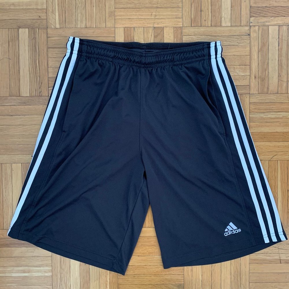 Adidas Climalite Shorts Gray sz. Small